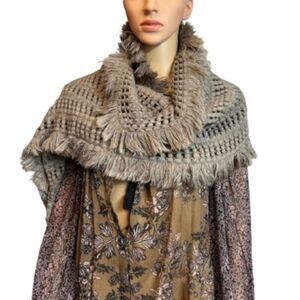 Just Fab Vintage Infinity Open-Weave Fringed Cowl Scarf Tan Brown E43